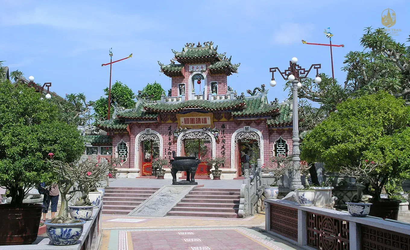 5-Day Authentic Hue & Hoi An Tour from Hue Train Station